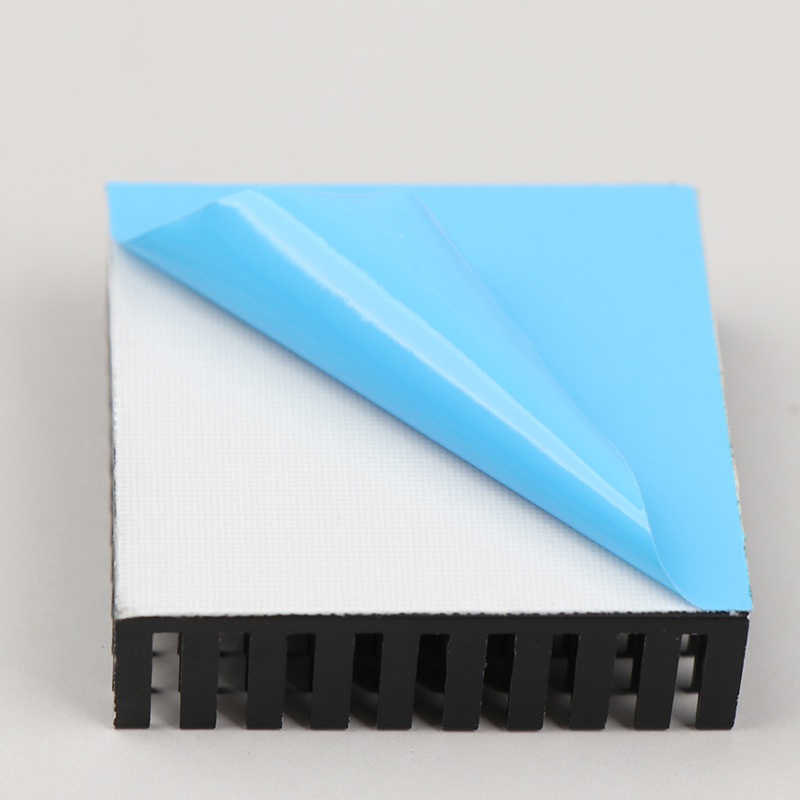 Nema 17 Stepper - مشتت حراري من الألومنيوم مقاس 40x40x11